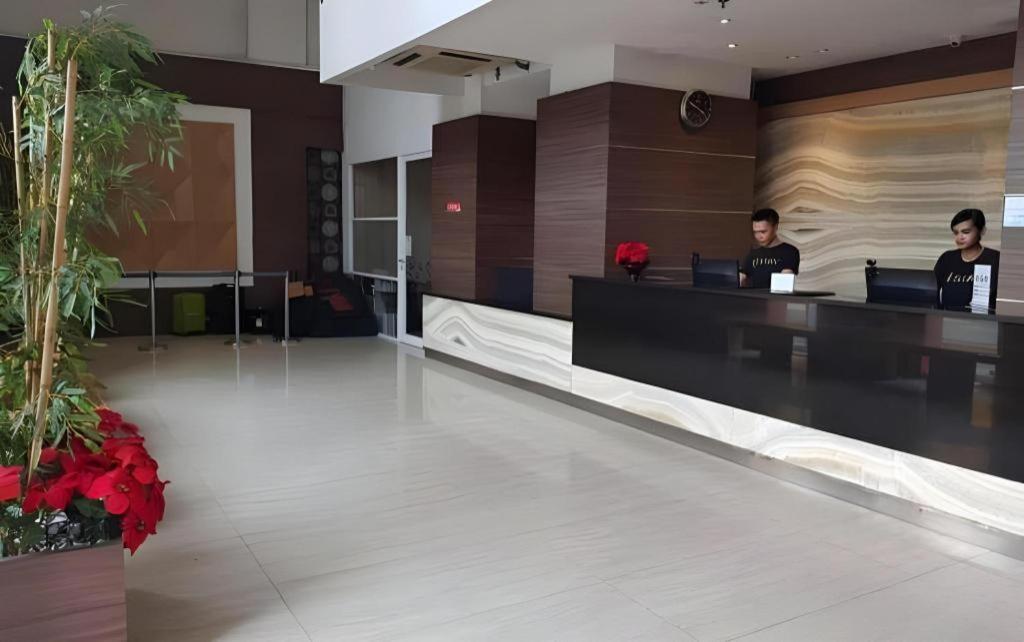 U Stay Hotel Mangga Besar جاكرتا المظهر الخارجي الصورة