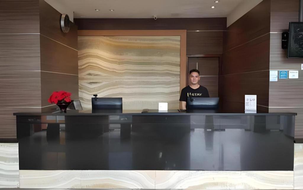 U Stay Hotel Mangga Besar جاكرتا المظهر الخارجي الصورة