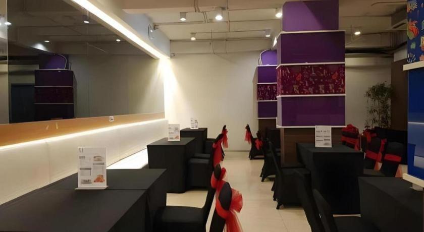 U Stay Hotel Mangga Besar جاكرتا المظهر الخارجي الصورة