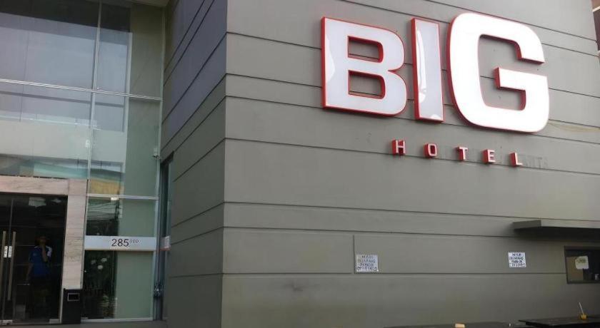 U Stay Hotel Mangga Besar جاكرتا المظهر الخارجي الصورة