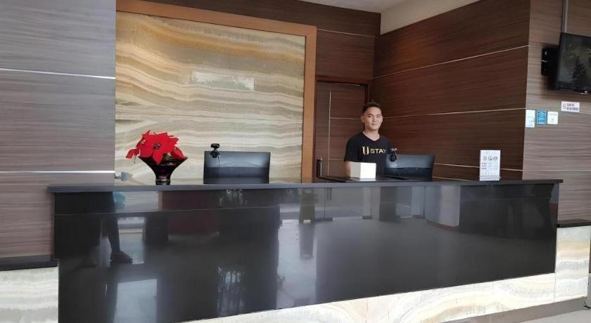 U Stay Hotel Mangga Besar جاكرتا المظهر الخارجي الصورة