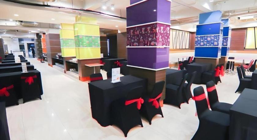 U Stay Hotel Mangga Besar جاكرتا المظهر الخارجي الصورة